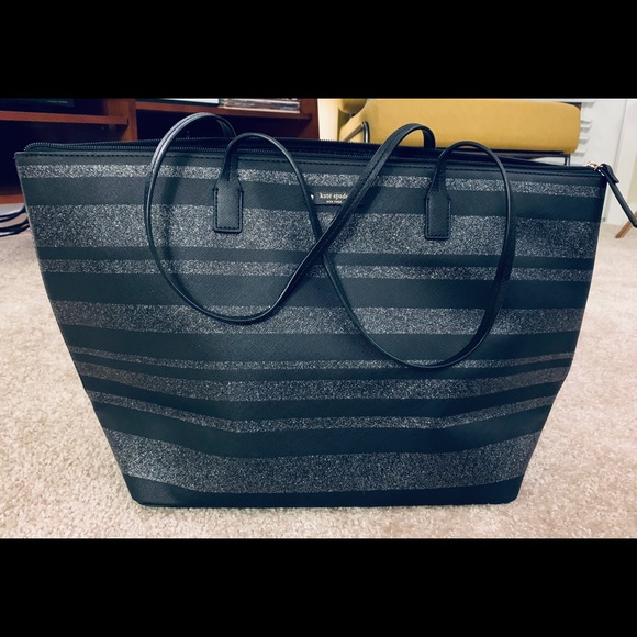 kate spade Handbags - Kate Spade Black Tote
